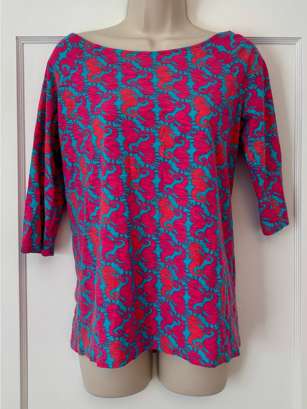 Lilly Pulitzer Cassie Top — “Hold Your Horses” 🩷🩵